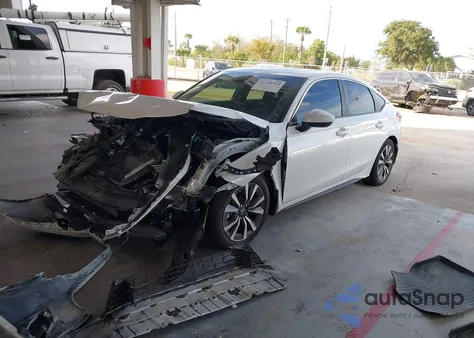 2024 Honda Civic Ex-L from USA, damaged, VIN 19XFL1H77RE008674